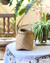 画像をギャラリービューアに読み込む, タイ クラチュー マチ付きスクエアかご