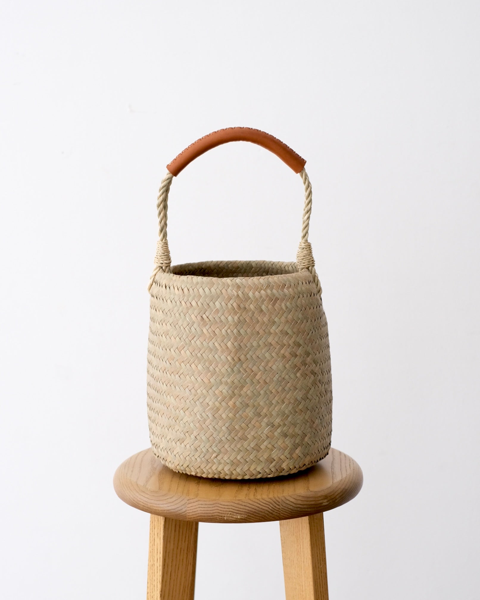 タイ クラチュー 革手丸底ワンハンドルかご – cholon