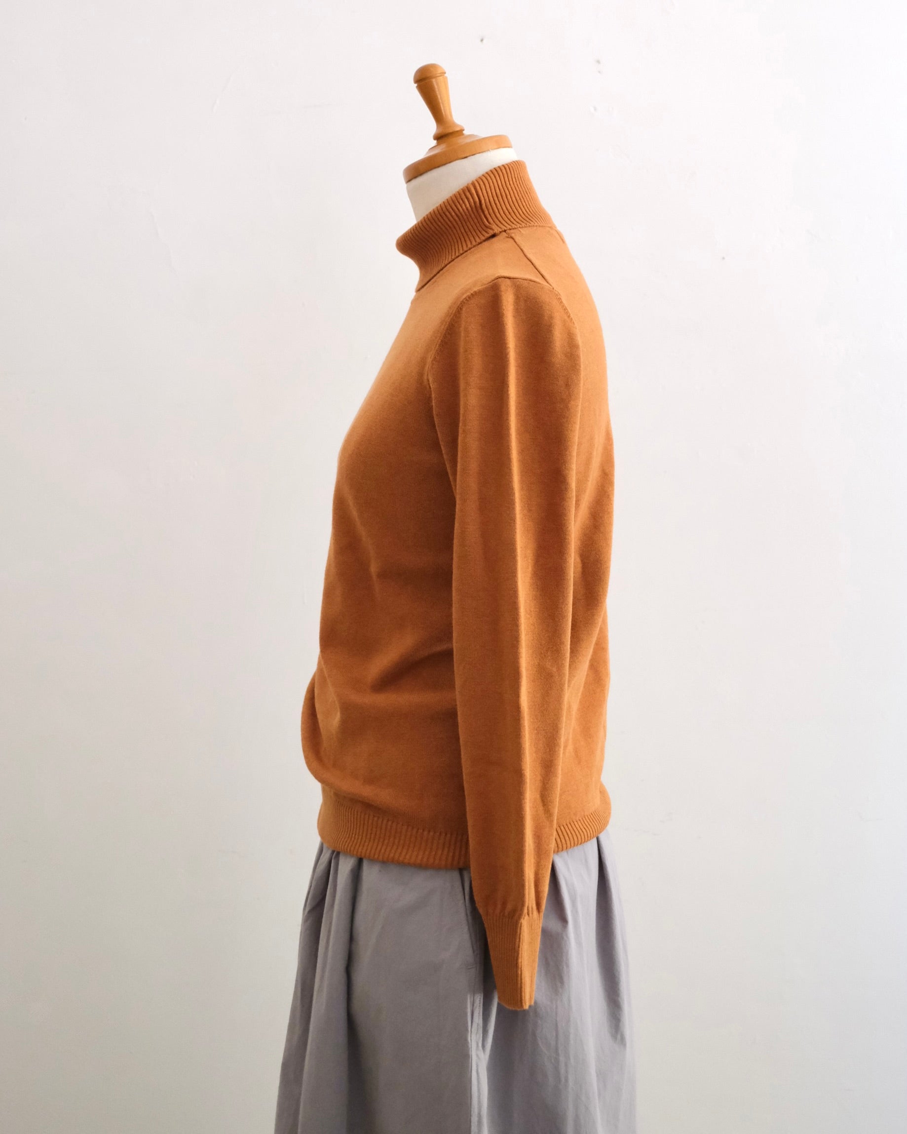 フェアトレード〕オーガニックコットン リブタートル（ダークオレンジ