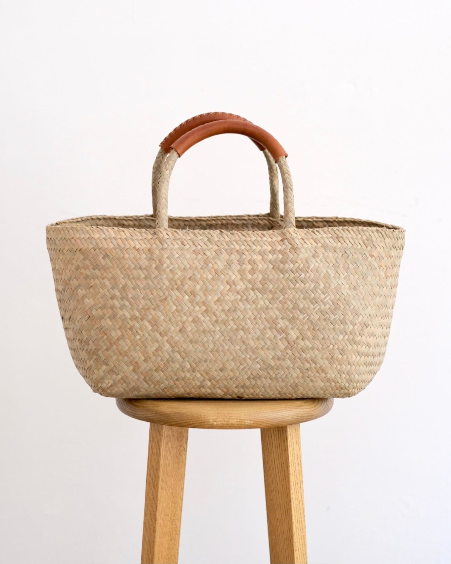 タイ クラチュー 革手マルシェかご 無地 – cholon