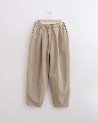 薄手コットン ワイドタックパンツ（ベージュ）
