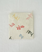 画像をギャラリービューアに読み込む, ベトナム　mot・hai・ba 刺繍ファスナーポーチ