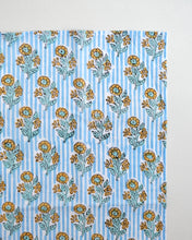 画像をギャラリービューアに読み込む, ブロックプリント ハンカチ（ブルー・ストライプ＆フラワー）