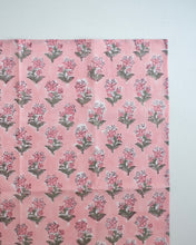 画像をギャラリービューアに読み込む, ブロックプリント ハンカチ（ピンク・フローラル）