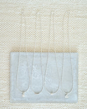 画像をギャラリービューアに読み込む, カレンシルバー ネックレス（刻印キューブビーズ、40cm／50cm）