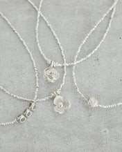 画像をギャラリービューアに読み込む, カレンシルバー ネックレス（刻印キューブビーズ、40cm／50cm）