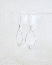 画像をギャラリービューアに読み込む, カレンシルバー フックピアス（ドロップ)