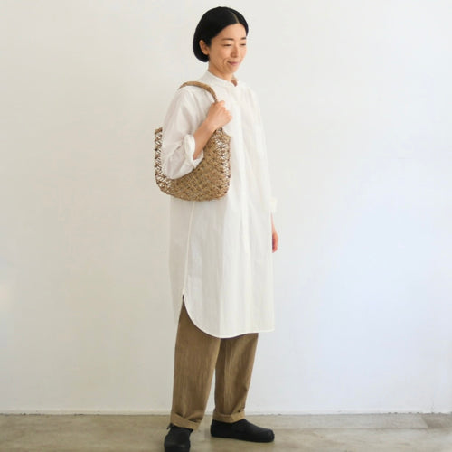 タイプライターコットン ロングシャツ（オフホワイト）
